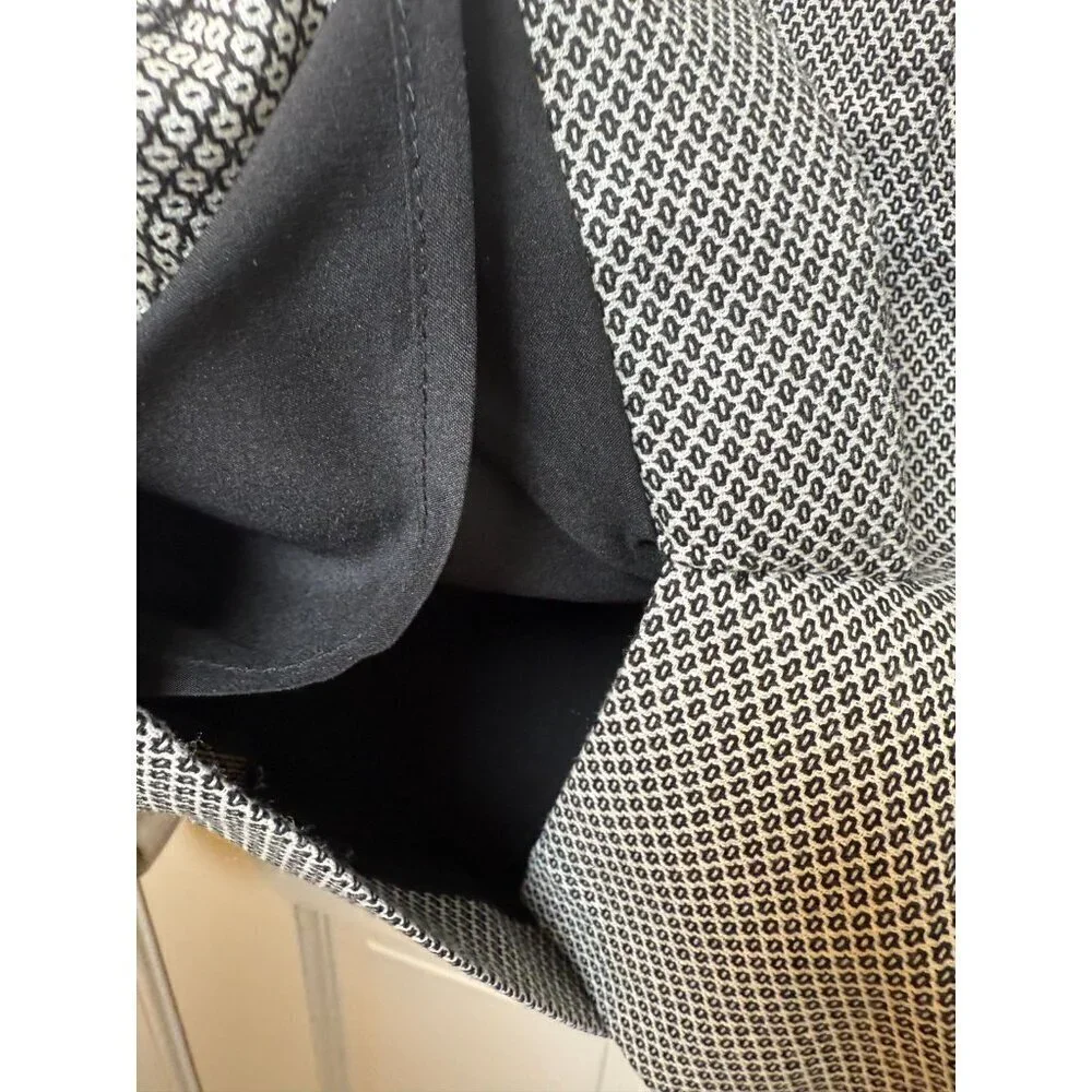 The Limited Black & White Patterned Lined Pencil Skirt Women's Size 6